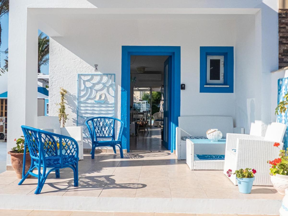 Greek Island Style 2 Bedroom Villa With Pool Next To The Sea Larnaca Exteriér fotografie